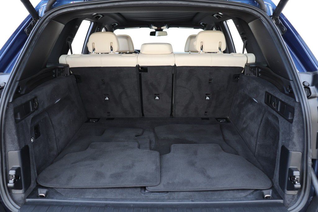Photo 27 of this BMW X5 SDRIVE 40I