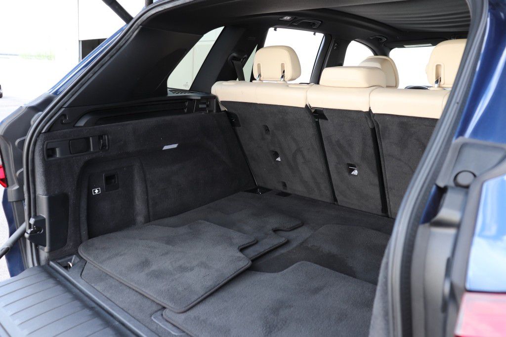 Photo 28 of this BMW X5 SDRIVE 40I