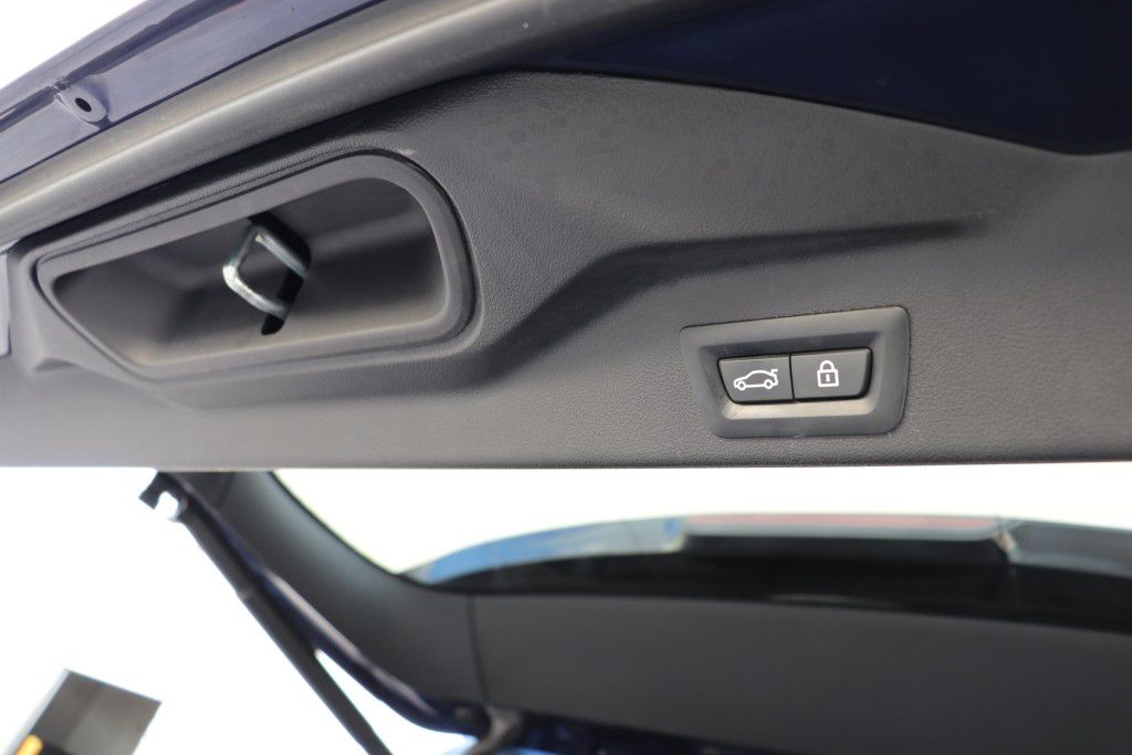 Photo 29 of this BMW X5 SDRIVE 40I