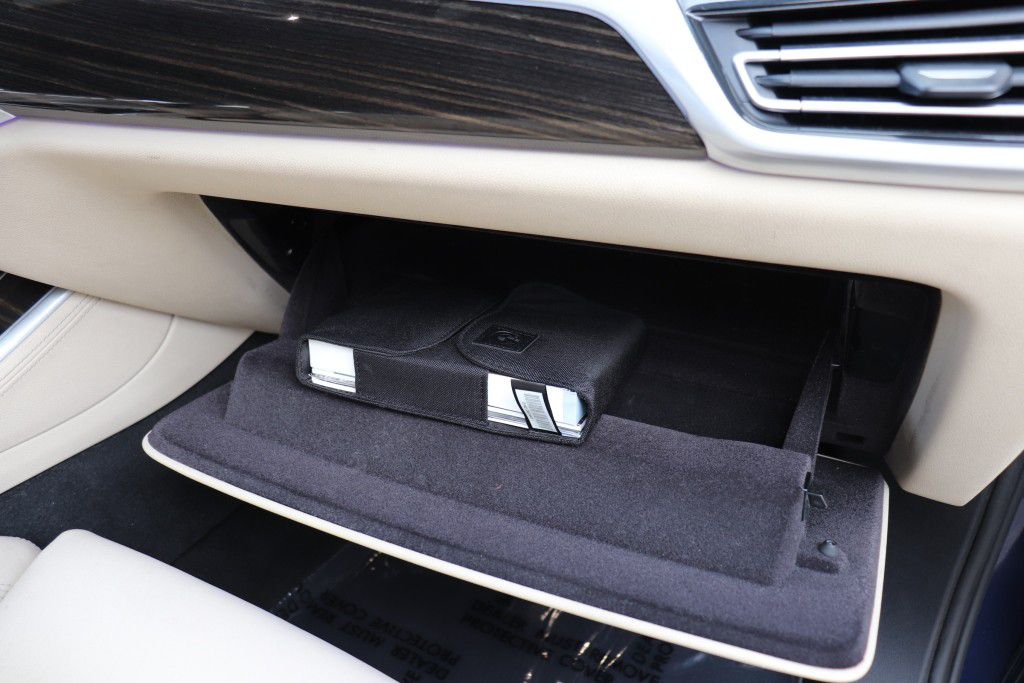 Photo 49 of this BMW X5 SDRIVE 40I