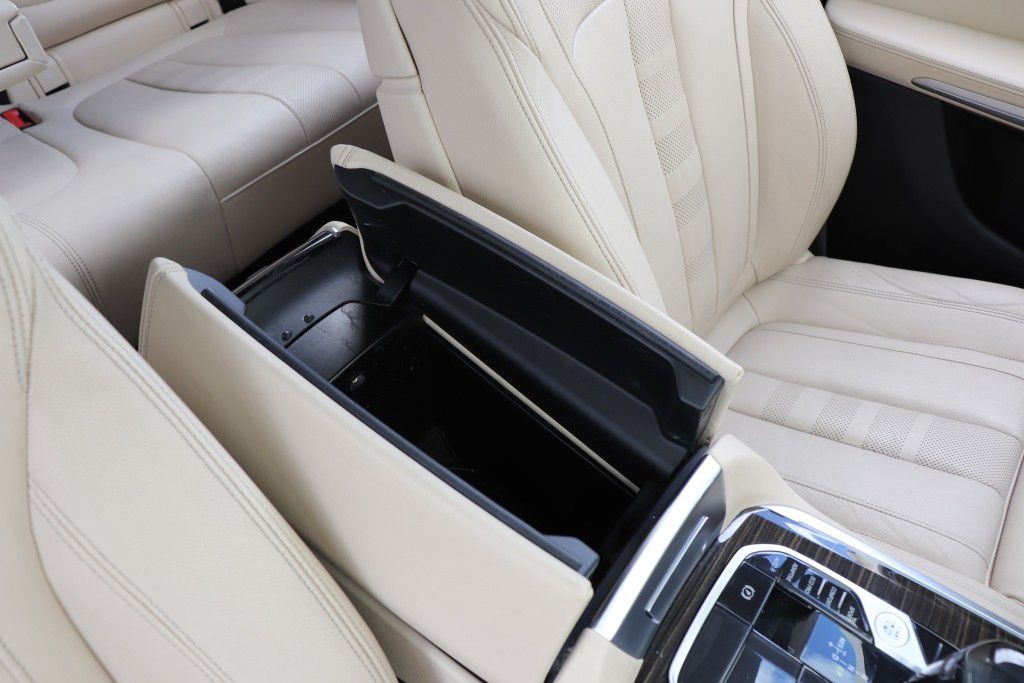 Photo 51 of this BMW X5 SDRIVE 40I