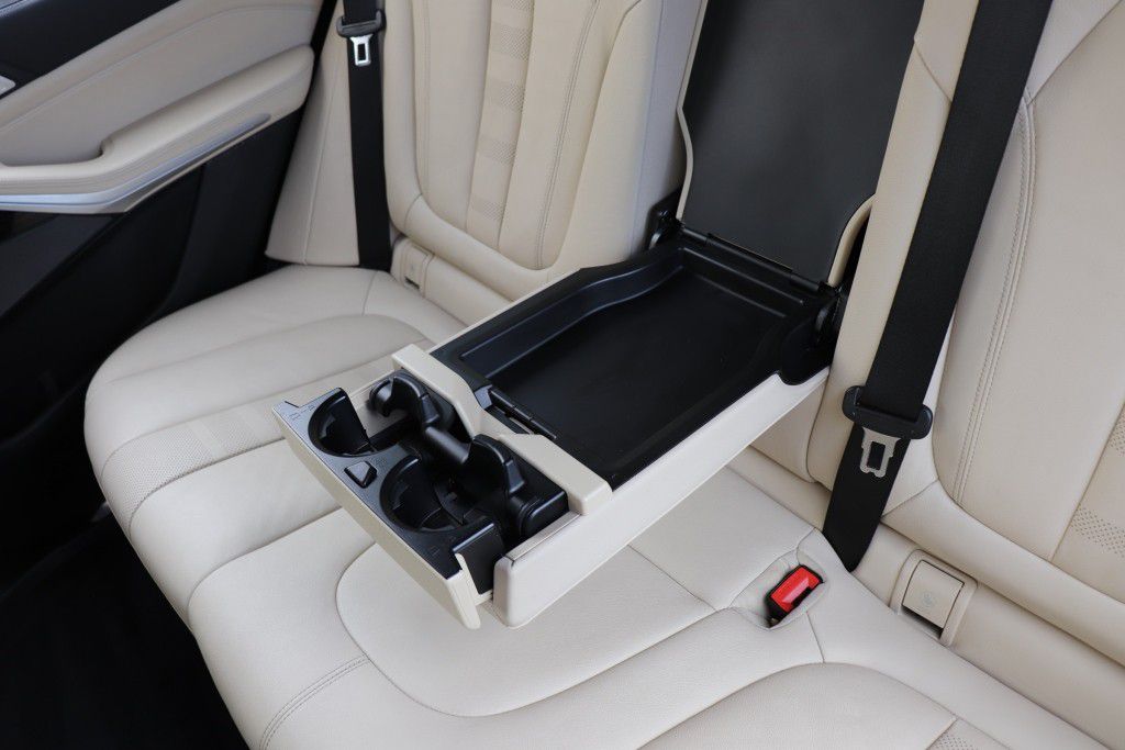 Photo 68 of this BMW X5 SDRIVE 40I