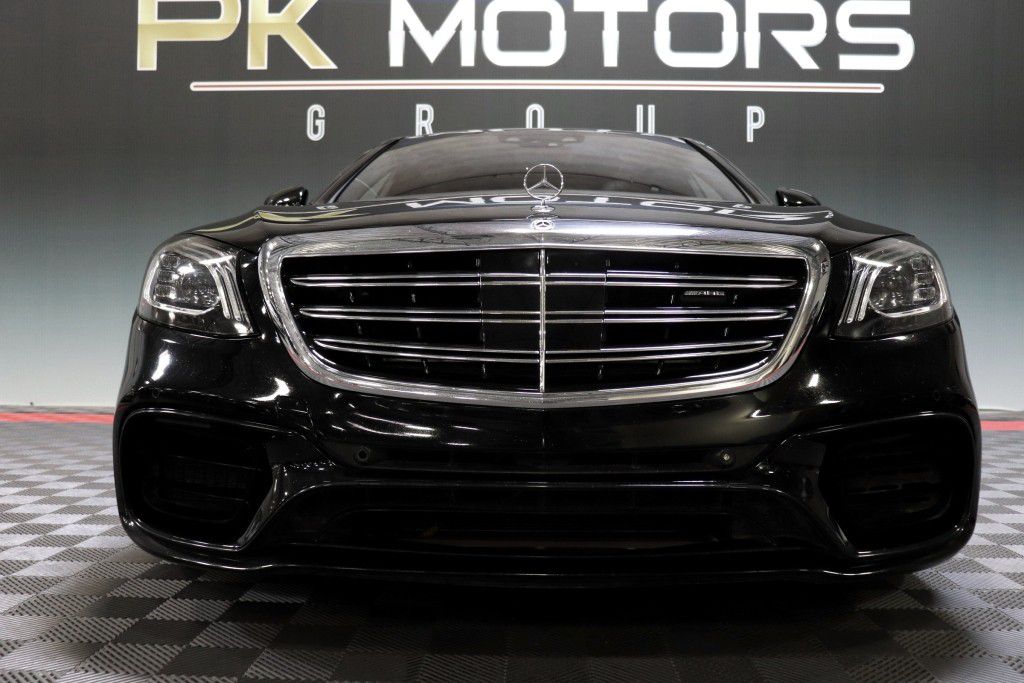 Photo 14 of this MERCEDES-BENZ S63 AMG 4MATIC