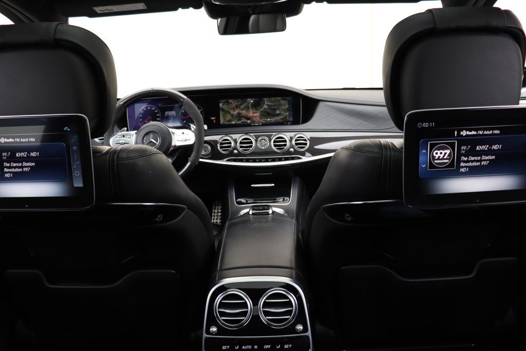 Photo 35 of this MERCEDES-BENZ S63 AMG 4MATIC