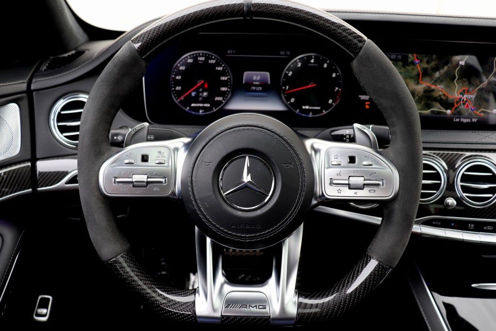 Photo 42 of this MERCEDES-BENZ S63 AMG 4MATIC