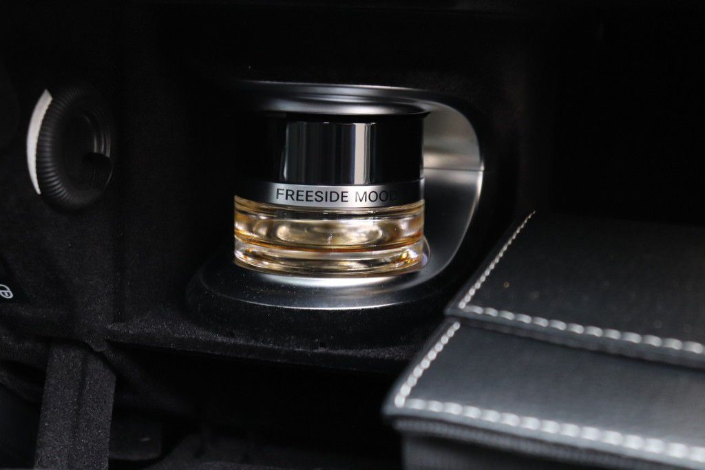 Photo 53 of this MERCEDES-BENZ S63 AMG 4MATIC