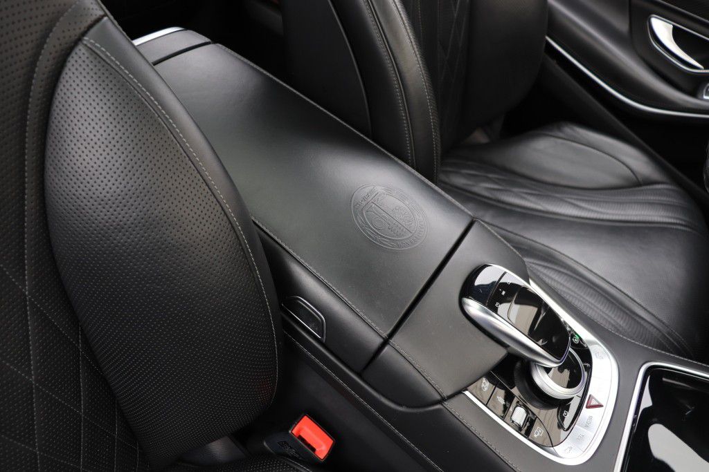 Photo 54 of this MERCEDES-BENZ S63 AMG 4MATIC