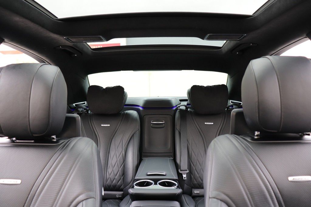 Photo 64 of this MERCEDES-BENZ S63 AMG 4MATIC