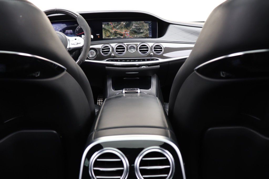 Photo 75 of this MERCEDES-BENZ S63 AMG 4MATIC