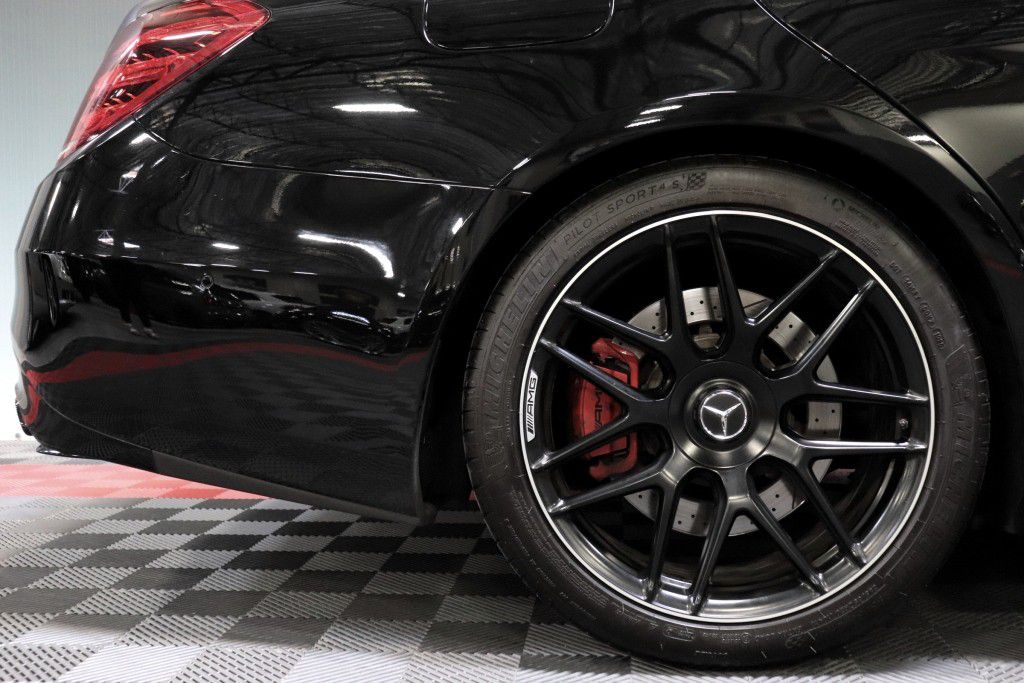 Photo 87 of this MERCEDES-BENZ S63 AMG 4MATIC