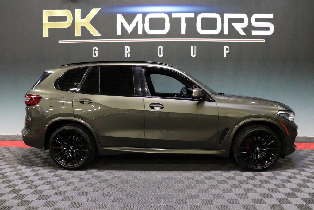 Photo 10 of this BMW X5 SDRIVE 40I