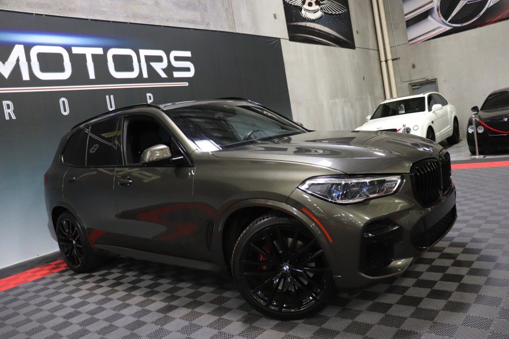 Photo 11 of this BMW X5 SDRIVE 40I