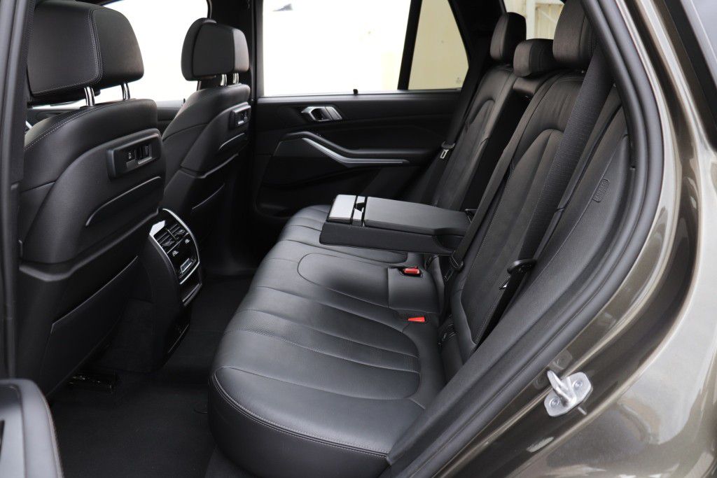 Photo 20 of this BMW X5 SDRIVE 40I