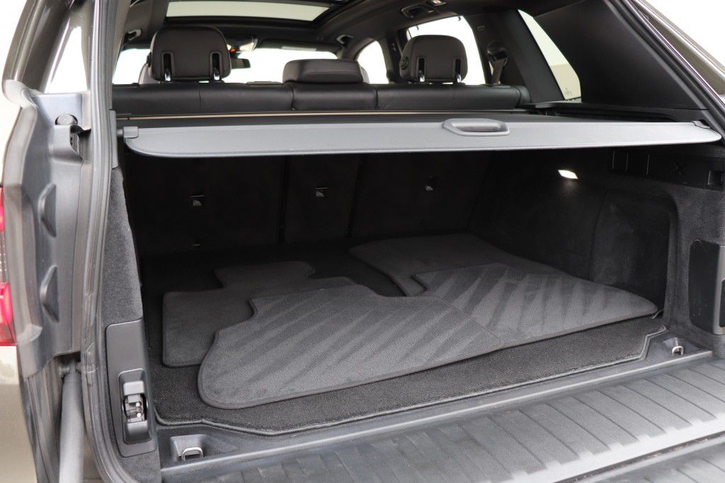 Photo 23 of this BMW X5 SDRIVE 40I