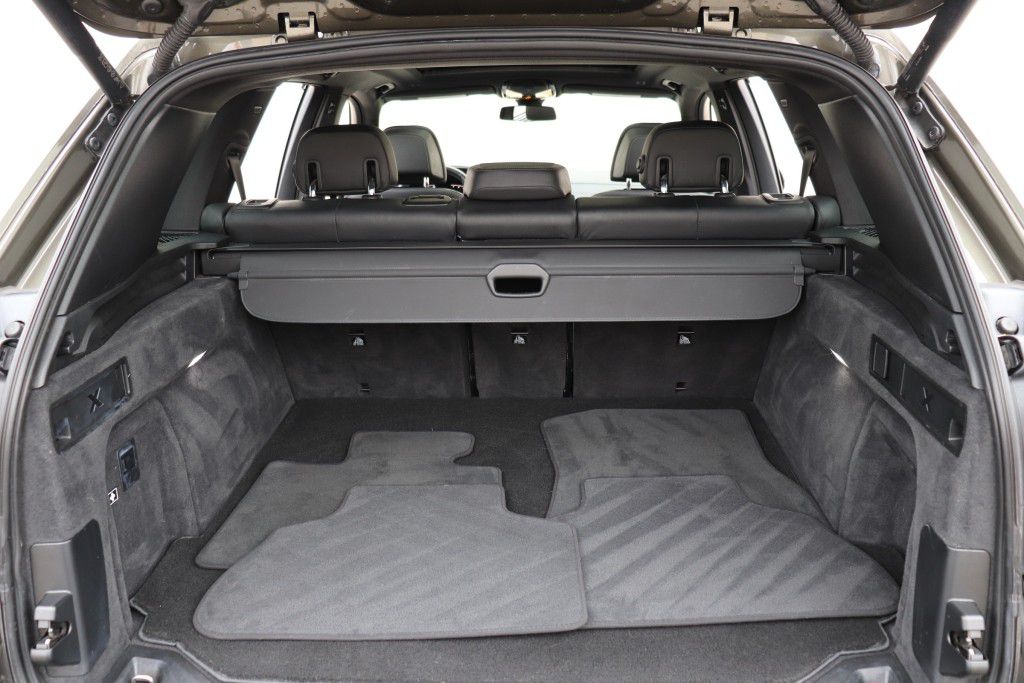 Photo 26 of this BMW X5 SDRIVE 40I