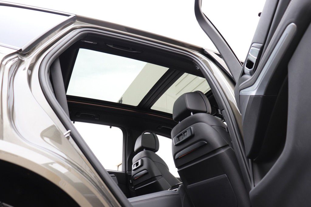 Photo 34 of this BMW X5 SDRIVE 40I