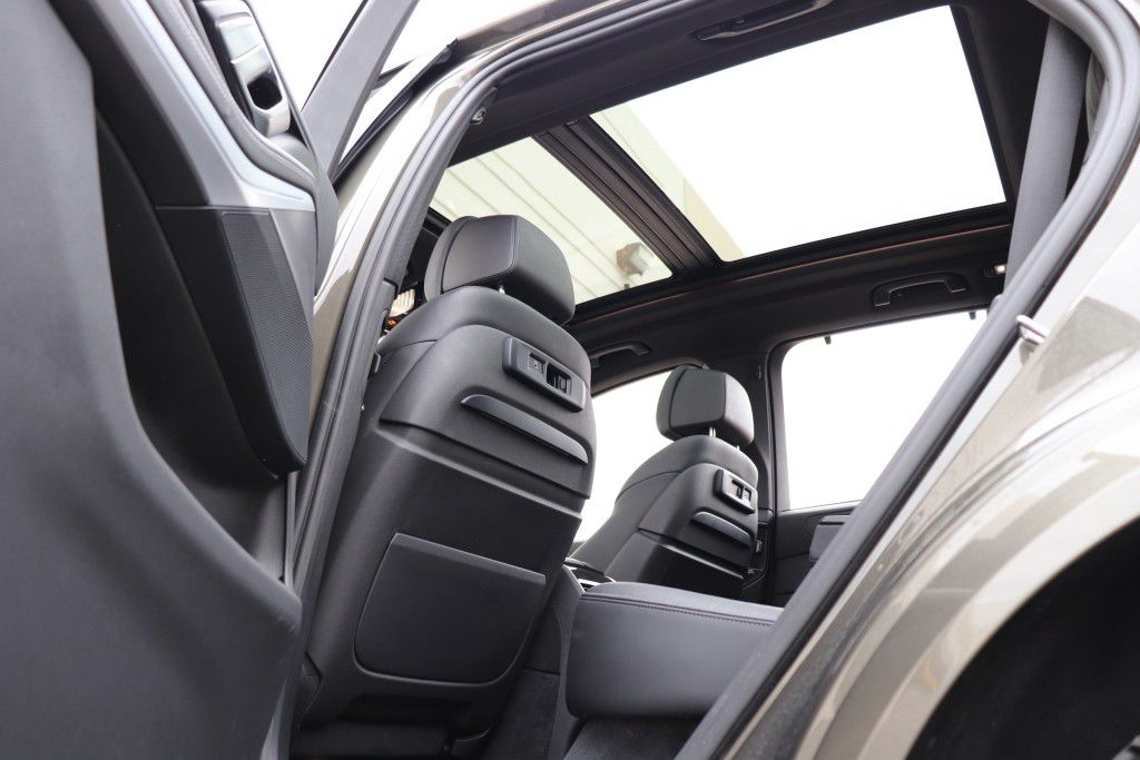 Photo 35 of this BMW X5 SDRIVE 40I