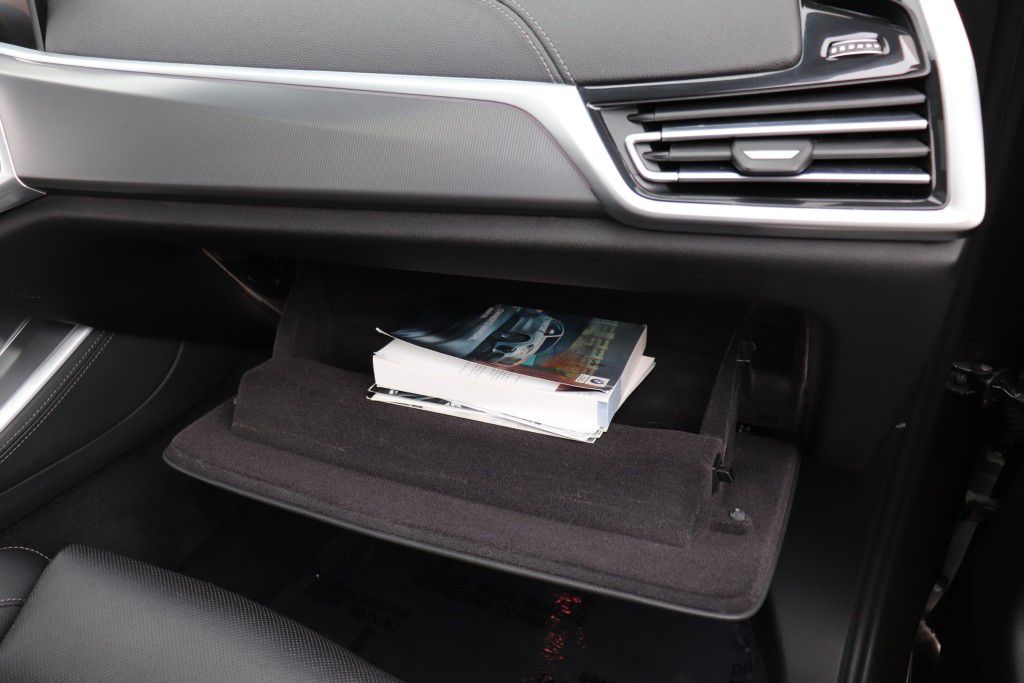 Photo 54 of this BMW X5 SDRIVE 40I