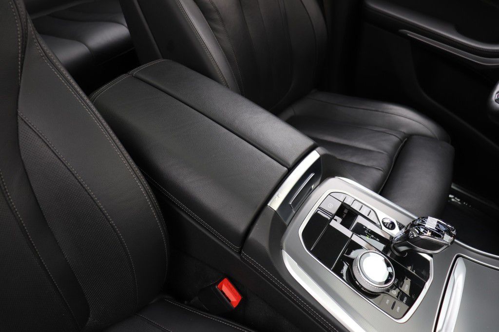 Photo 55 of this BMW X5 SDRIVE 40I