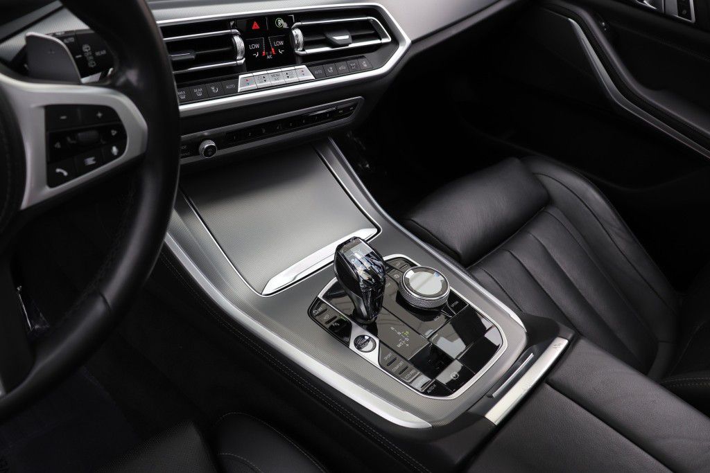 Photo 58 of this BMW X5 SDRIVE 40I