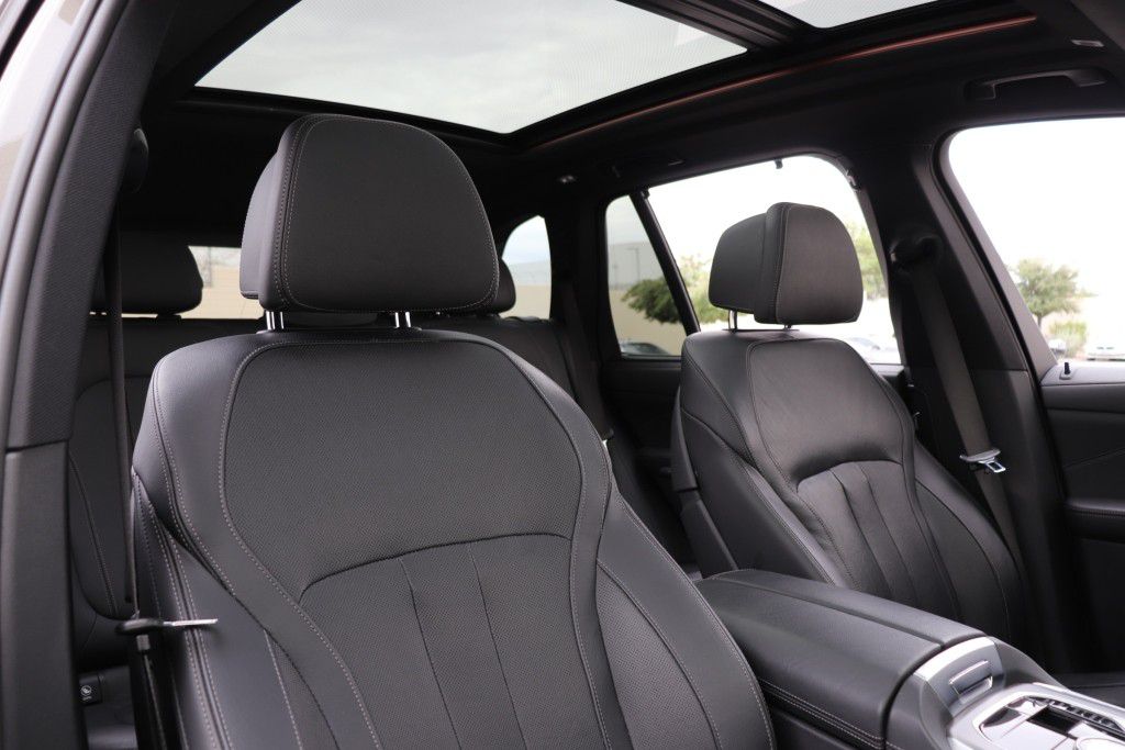 Photo 63 of this BMW X5 SDRIVE 40I
