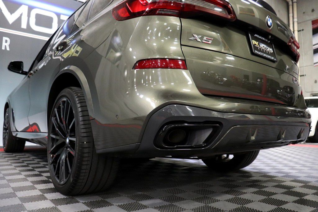Photo 80 of this BMW X5 SDRIVE 40I