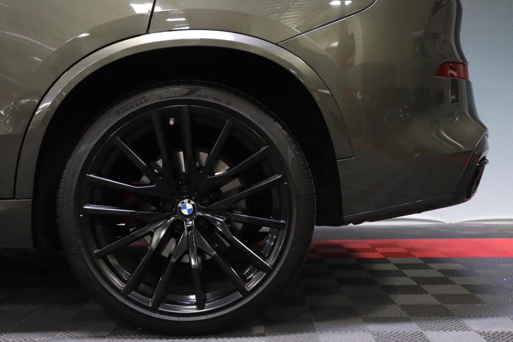 Photo 82 of this BMW X5 SDRIVE 40I