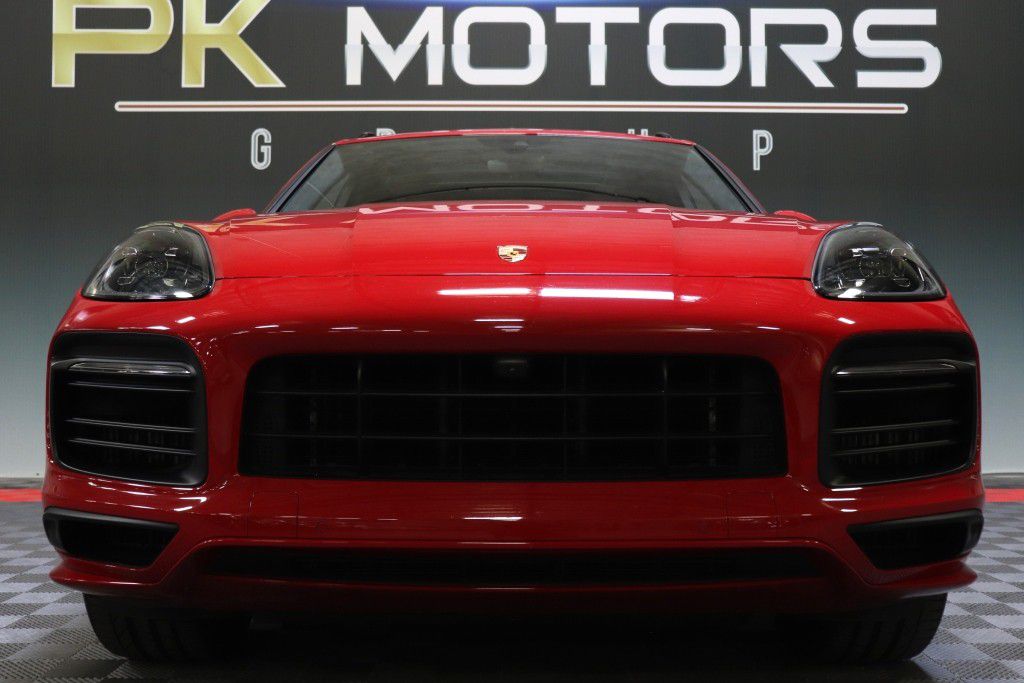 Photo 13 of this PORSCHE CAYENNE GTS