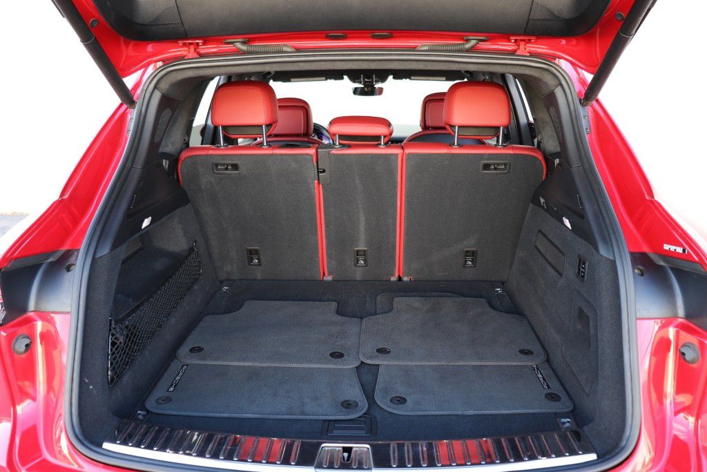 Photo 25 of this PORSCHE CAYENNE GTS
