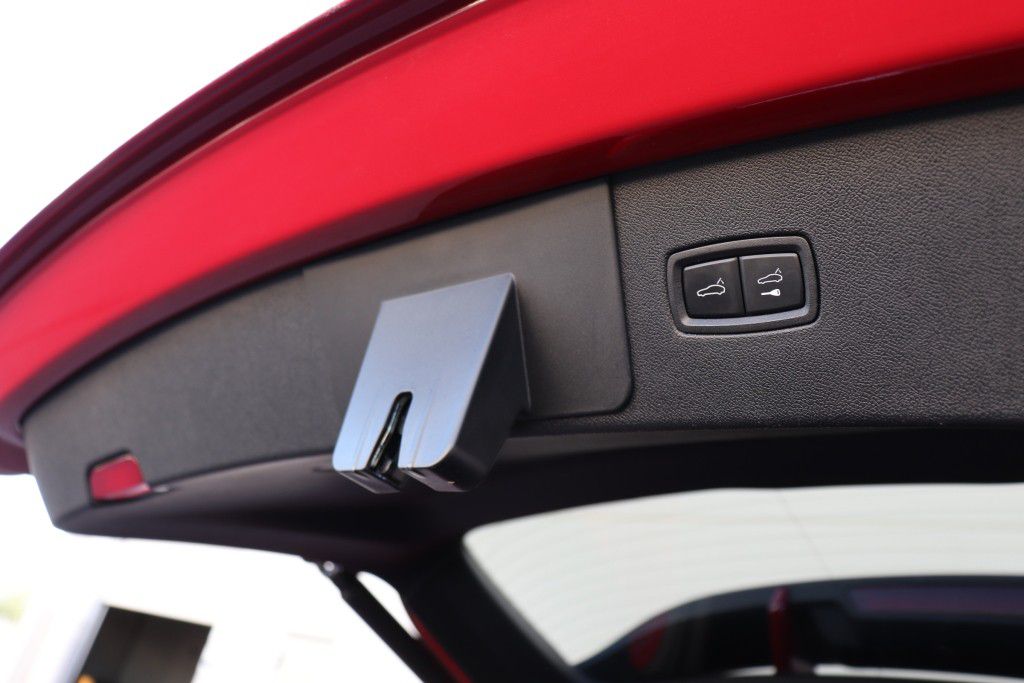 Photo 27 of this PORSCHE CAYENNE GTS