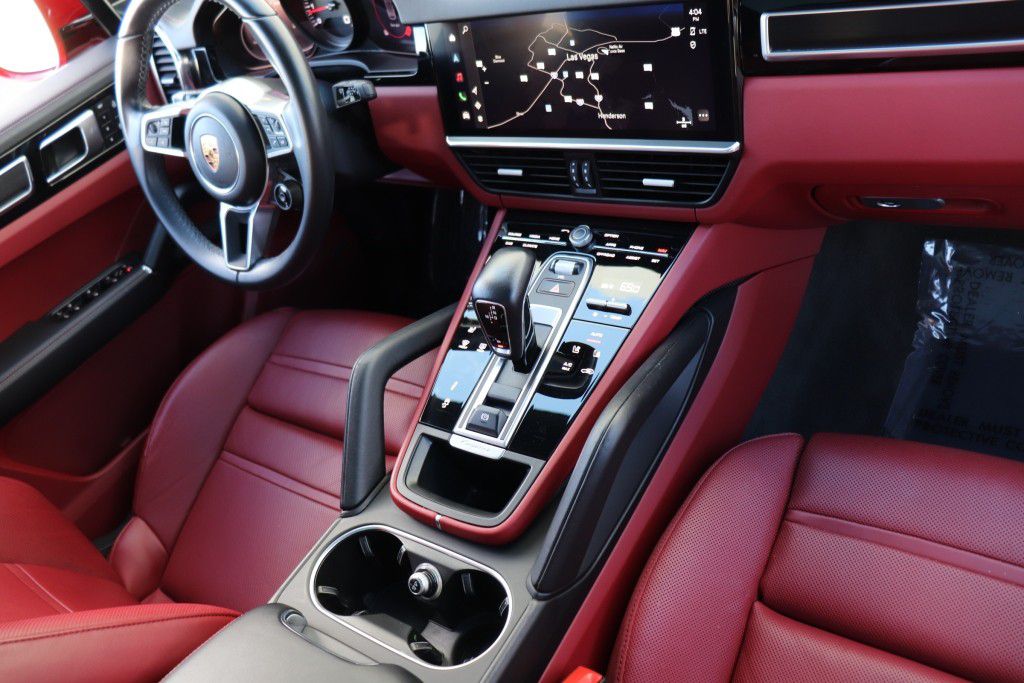 Photo 54 of this PORSCHE CAYENNE GTS