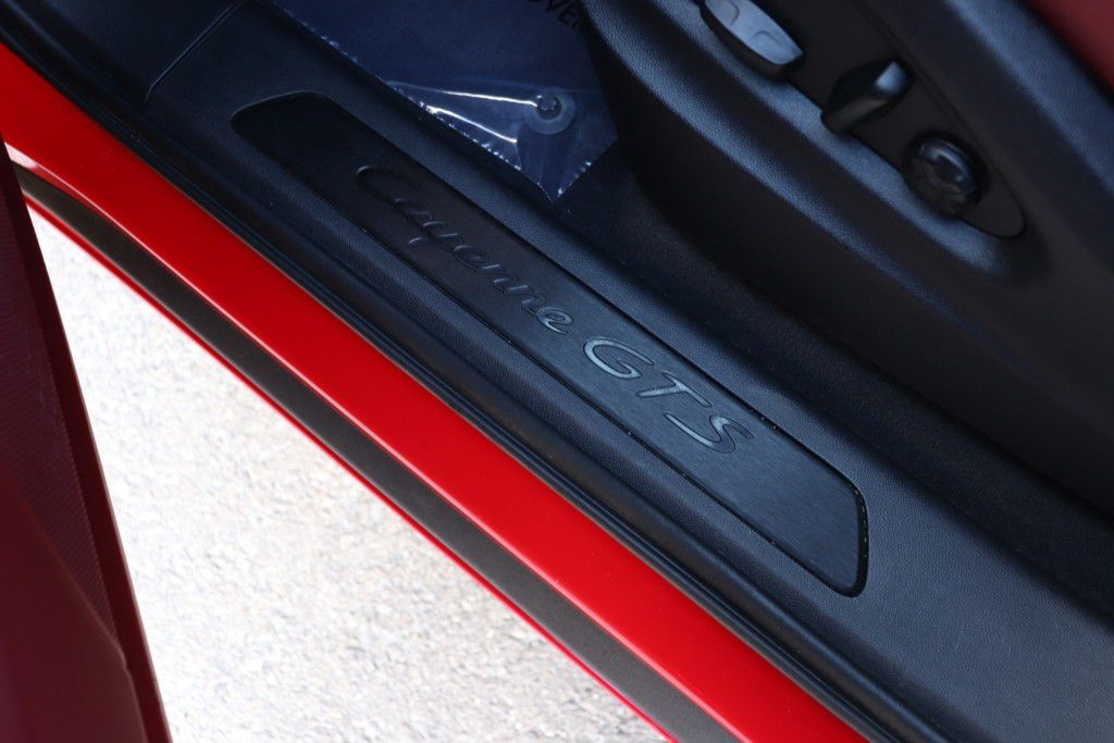 Photo 69 of this PORSCHE CAYENNE GTS