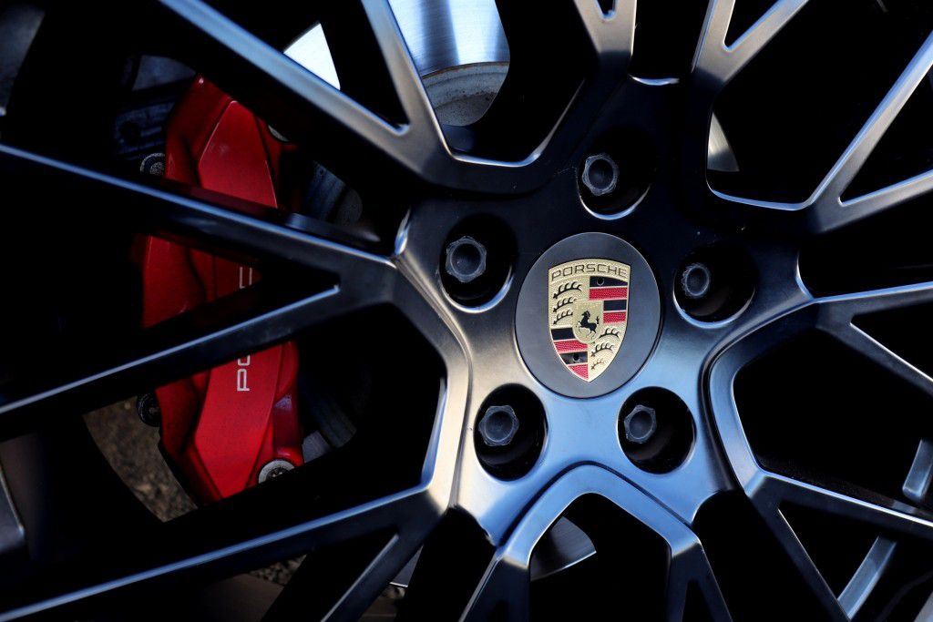 Photo 87 of this PORSCHE CAYENNE GTS