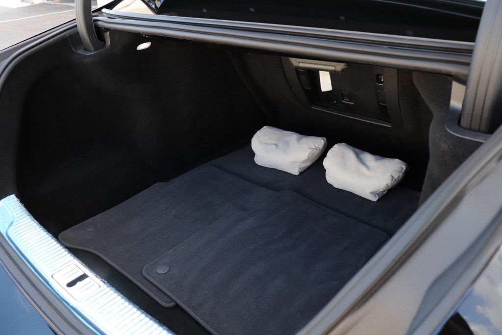 Photo 26 of this MERCEDES-BENZ S580 4MATIC