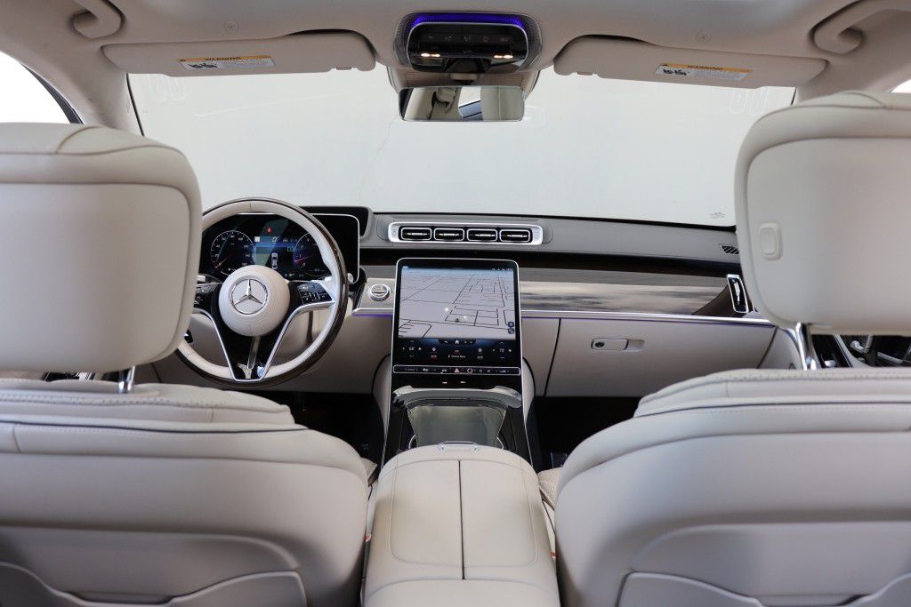 Photo 35 of this MERCEDES-BENZ S580 4MATIC