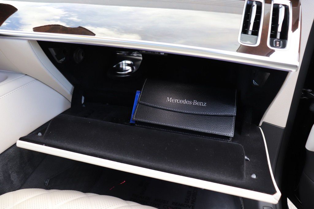Photo 55 of this MERCEDES-BENZ S580 4MATIC