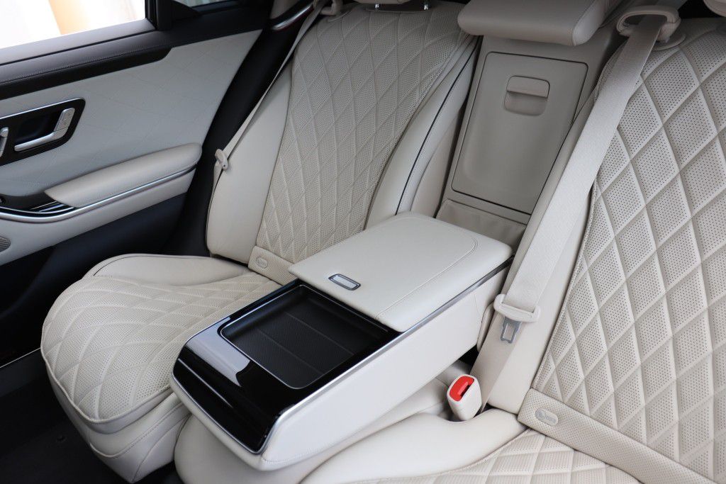 Photo 68 of this MERCEDES-BENZ S580 4MATIC