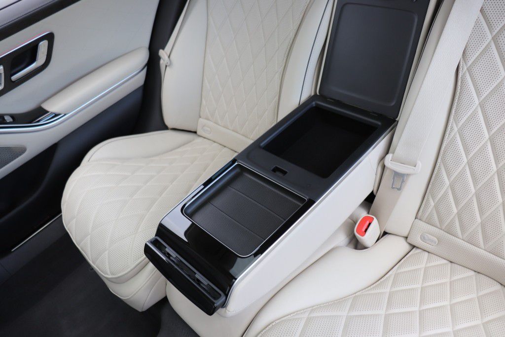 Photo 69 of this MERCEDES-BENZ S580 4MATIC