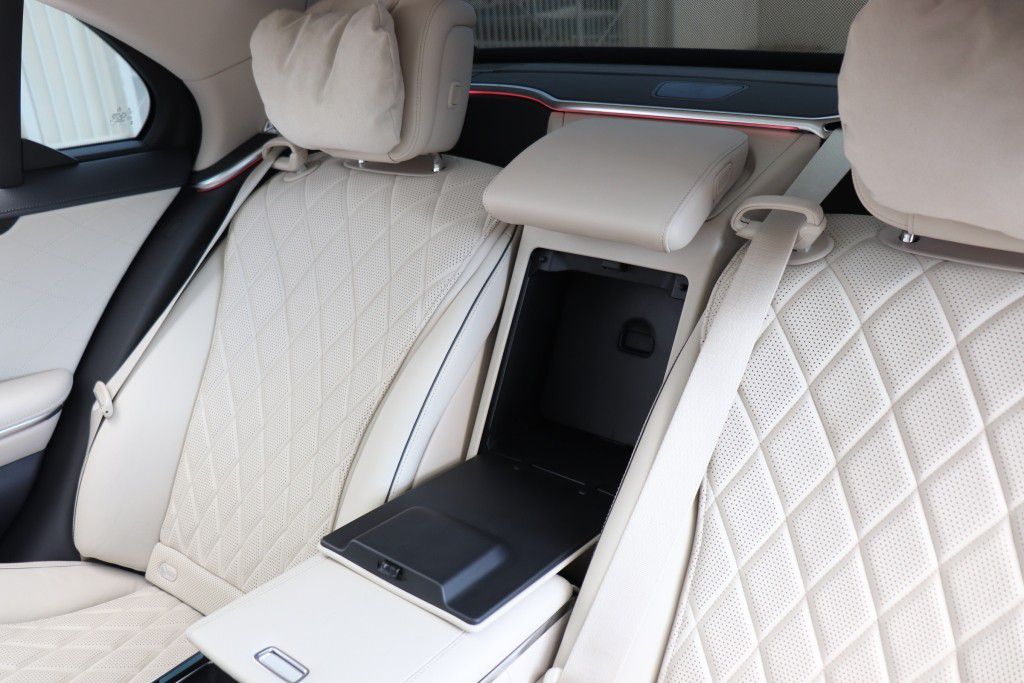 Photo 70 of this MERCEDES-BENZ S580 4MATIC