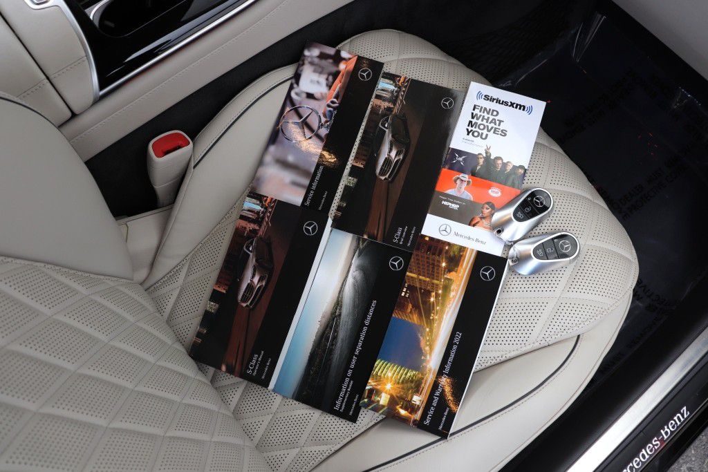 Photo 98 of this MERCEDES-BENZ S580 4MATIC