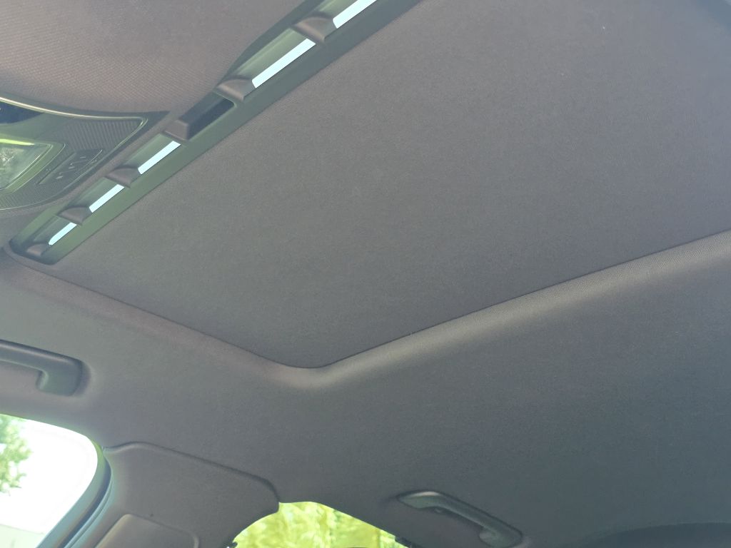Photo 14 of this AUDI A6