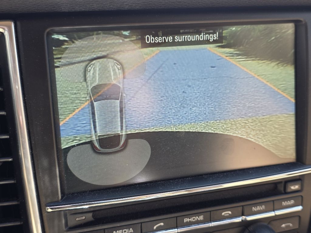 Photo 32 of this PORSCHE PANAMERA