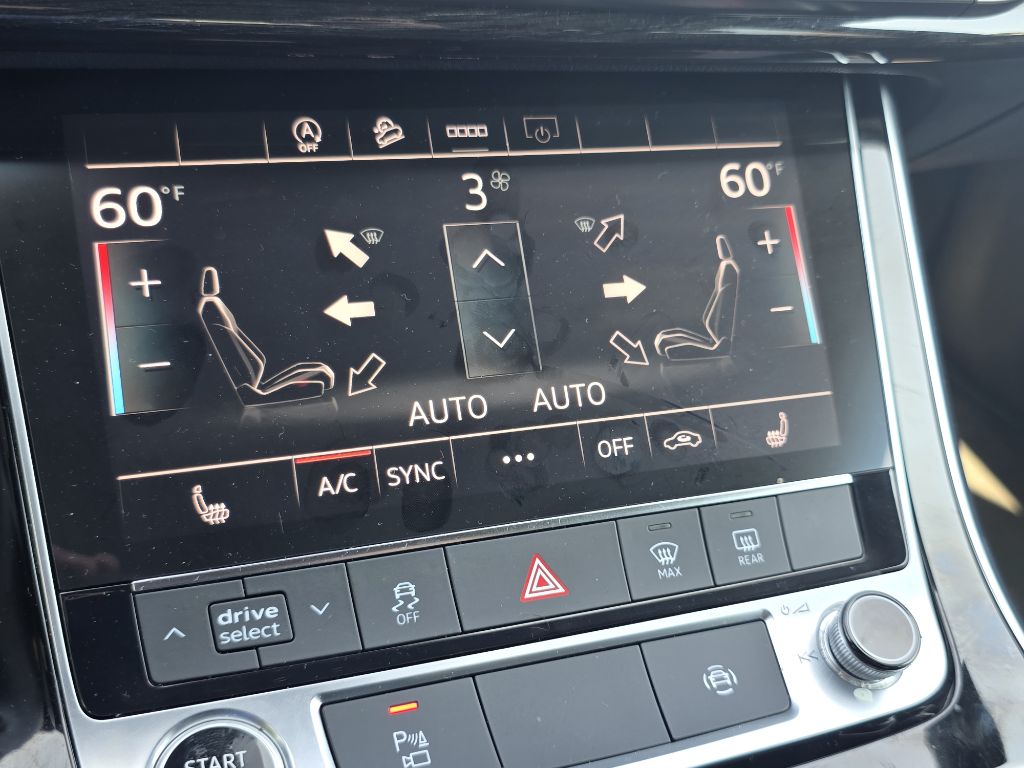 Photo 33 of this AUDI Q7