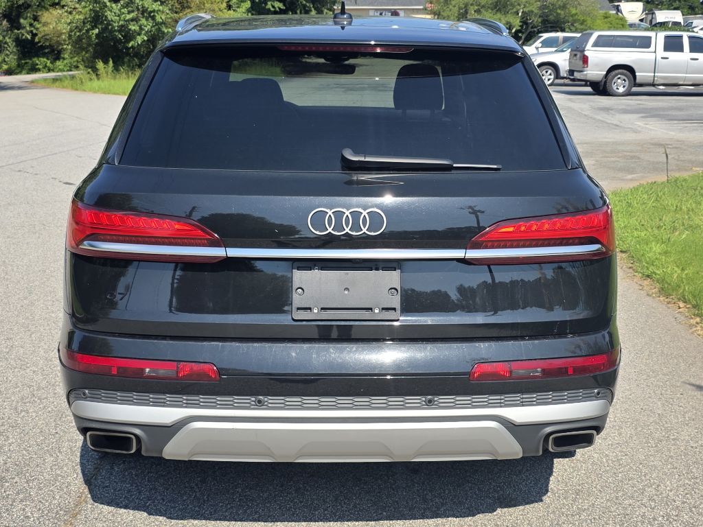 Photo 4 of this AUDI Q7