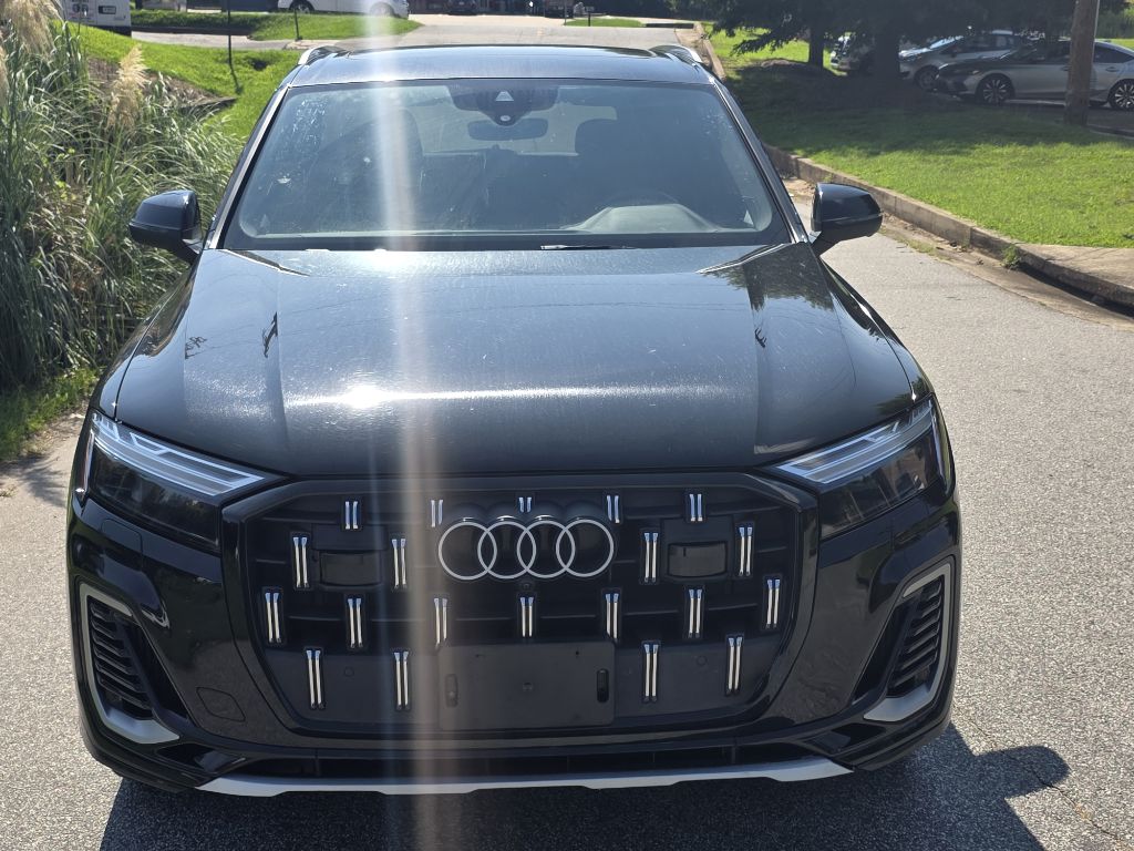 Photo 8 of this AUDI Q7