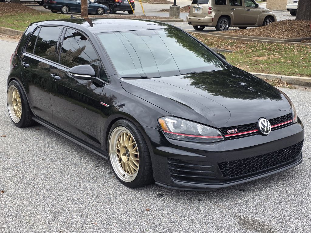 Photo 7 of this VOLKSWAGEN GTI