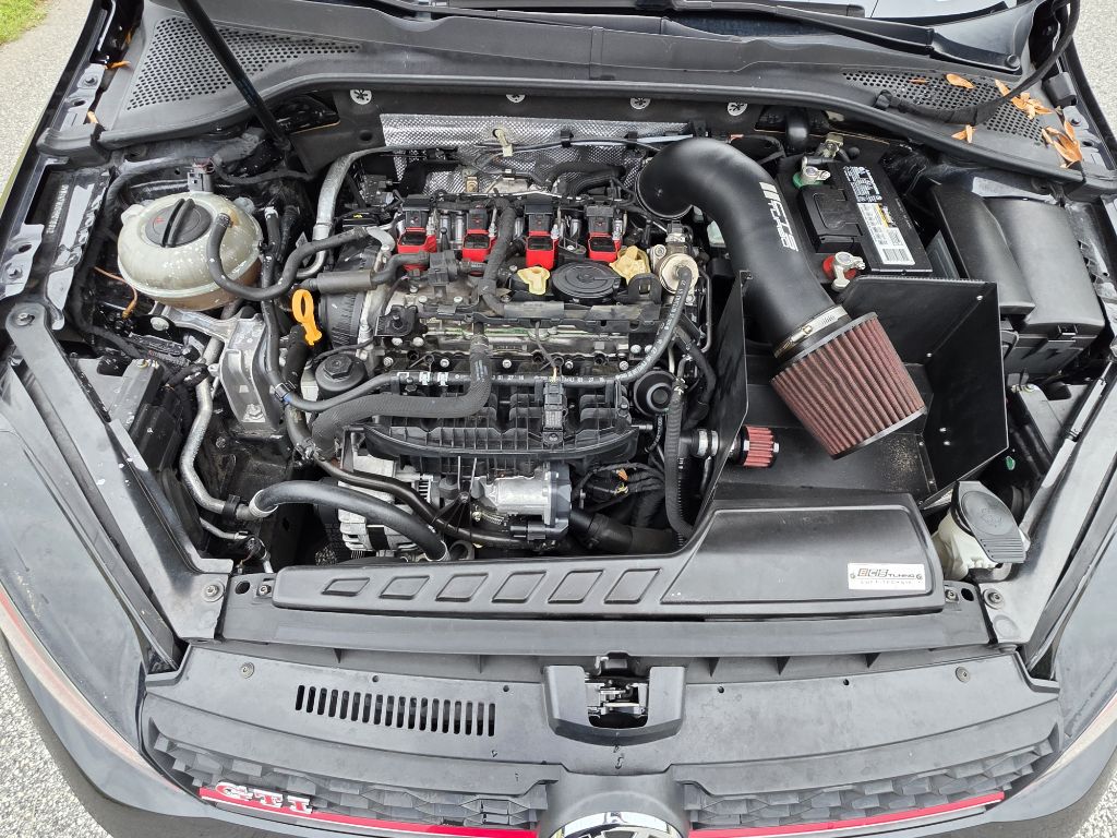 Photo 24 of this VOLKSWAGEN GTI