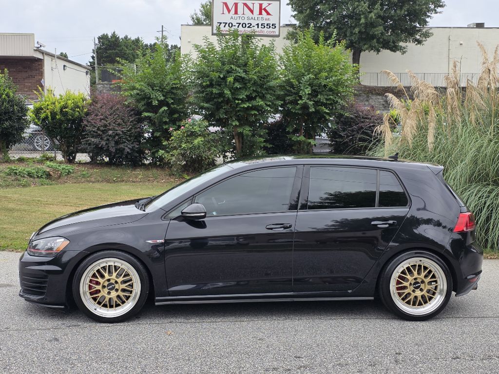 Photo 2 of this VOLKSWAGEN GTI