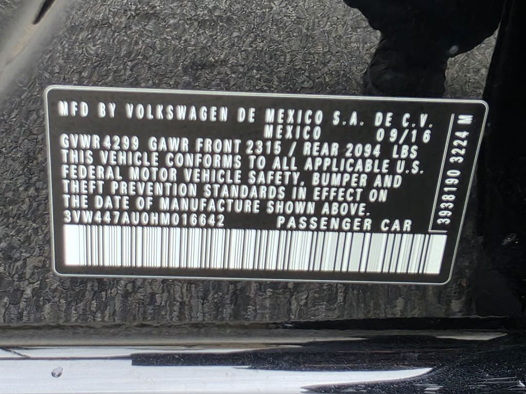 Photo 10 of this VOLKSWAGEN GTI