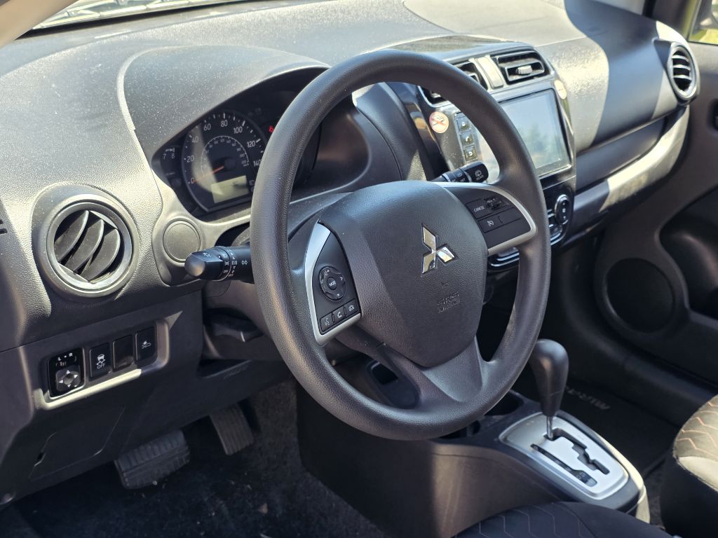 Photo 12 of this MITSUBISHI MIRAGE